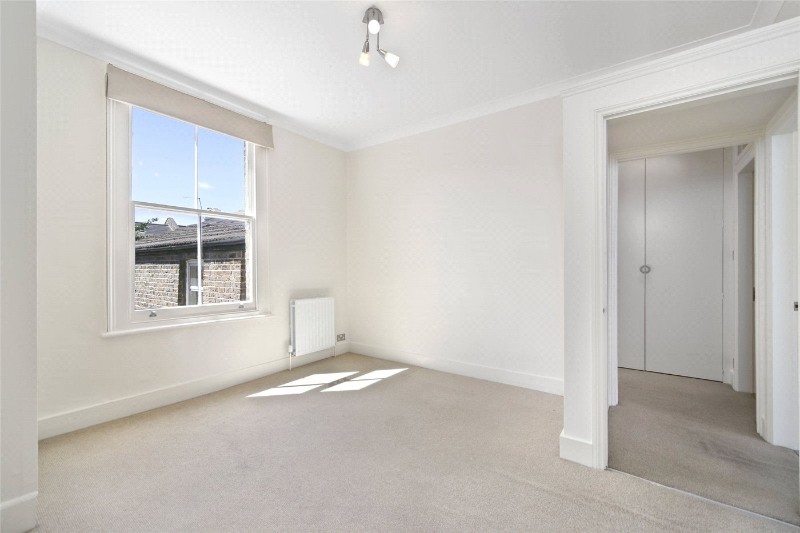 Roxwell Road, London, W12