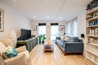 Kempton Mews, London, E6