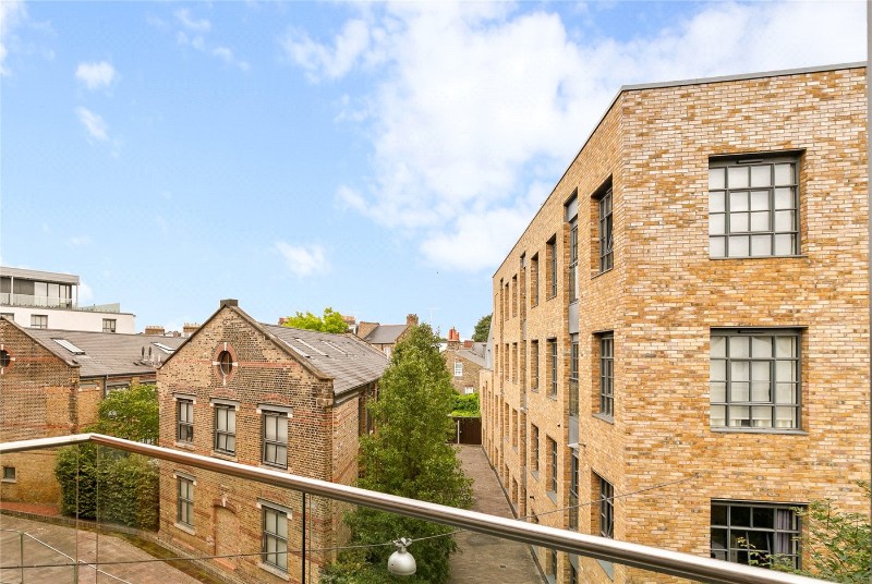 Macaulay Road, London, SW4