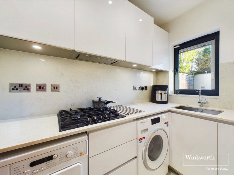 Queens Walk, Kingsbury, London, NW9