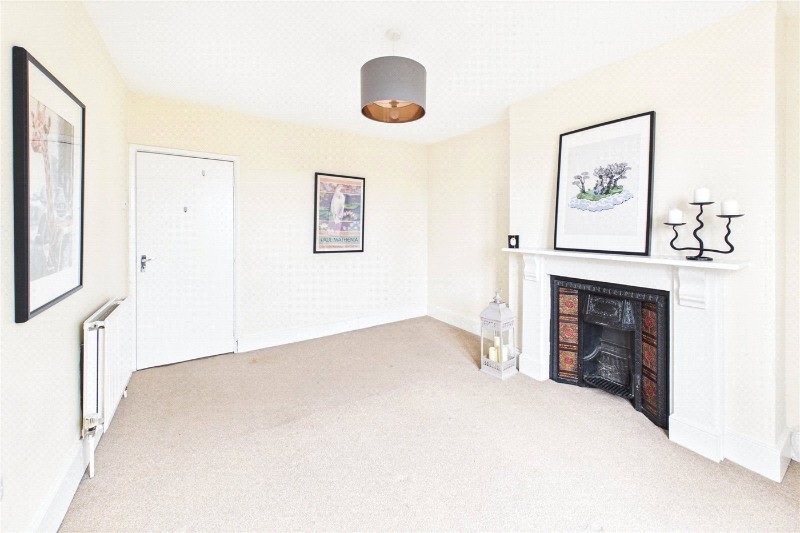 Rollscourt Avenue, London, SE24