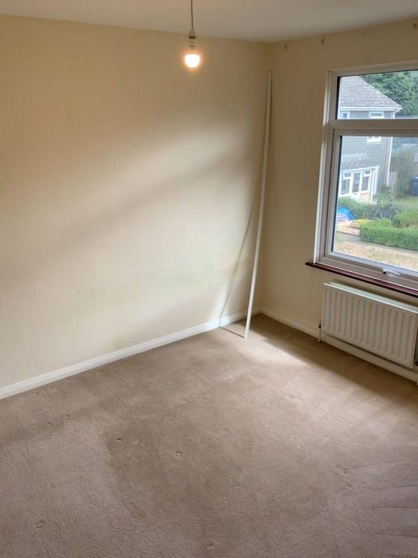 Arthur Close, Farnham, Surrey, GU9