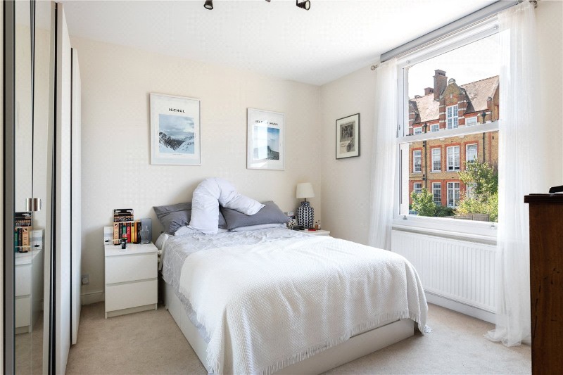 Broadwater Road, London, SW17