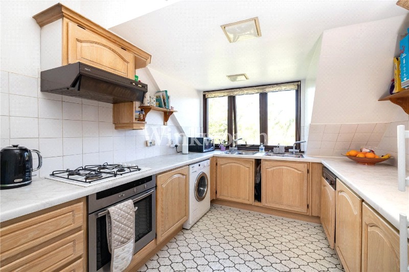 Beechcroft Avenue, London, NW11