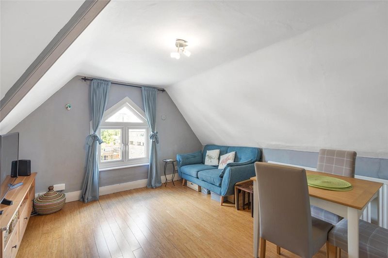 Castledine Road, London, SE20