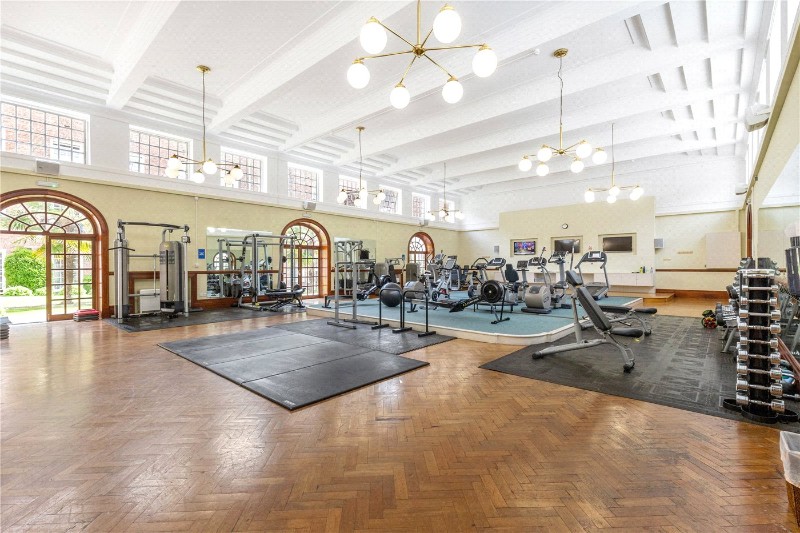 Whitelands Crescent, London, SW18