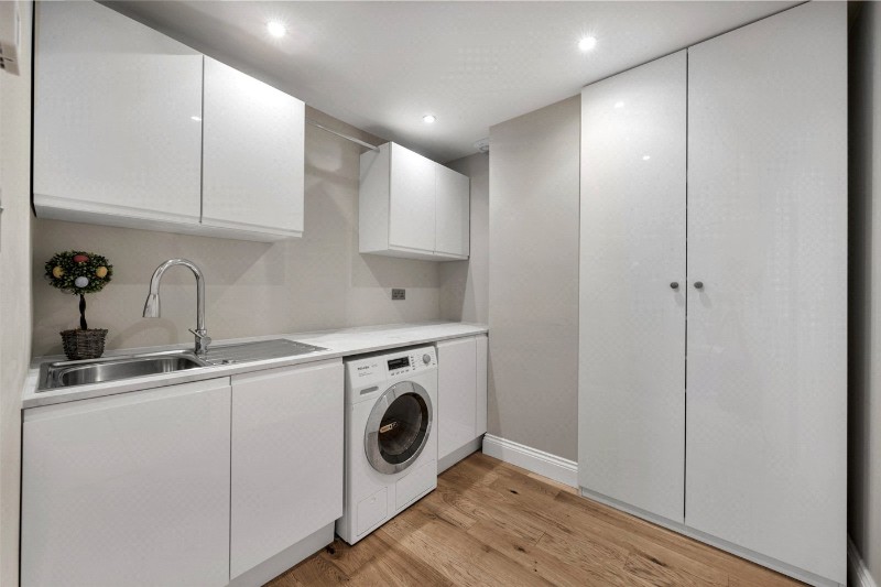 Abinger Mews, London, W9