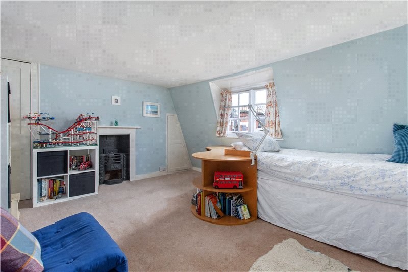 Stockwell Park Road, London, SW9