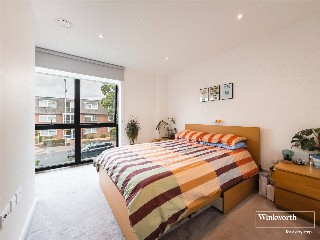 Station Approach, Ruislip, HA4