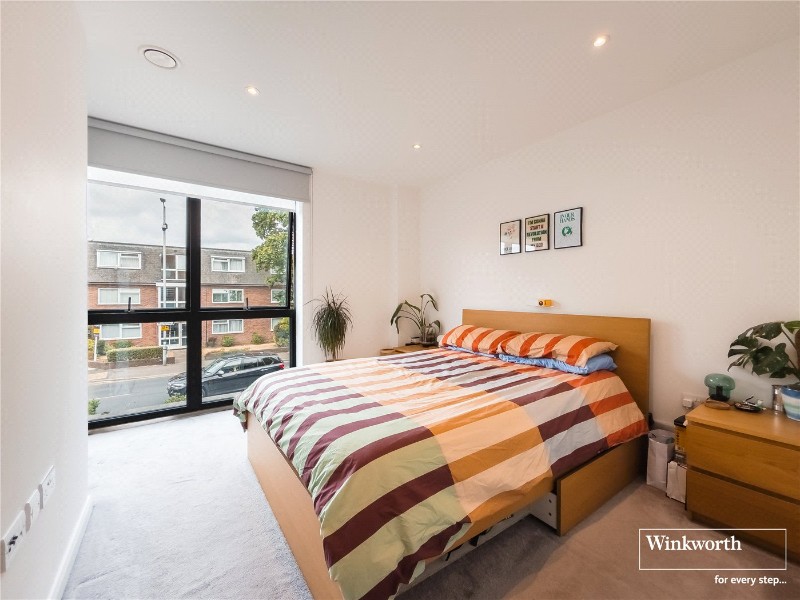 Station Approach, Ruislip, HA4