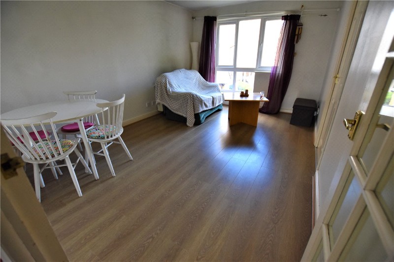 Transom Close, London, SE16