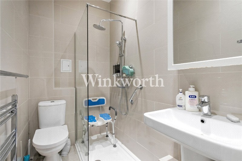 Darwin Road, London, N22