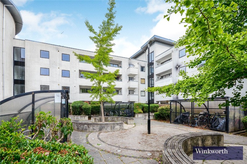 Apple Grove, Harrow, HA2