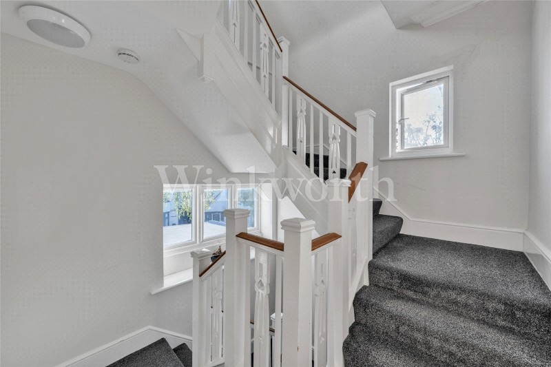 Templars Avenue, London, NW11