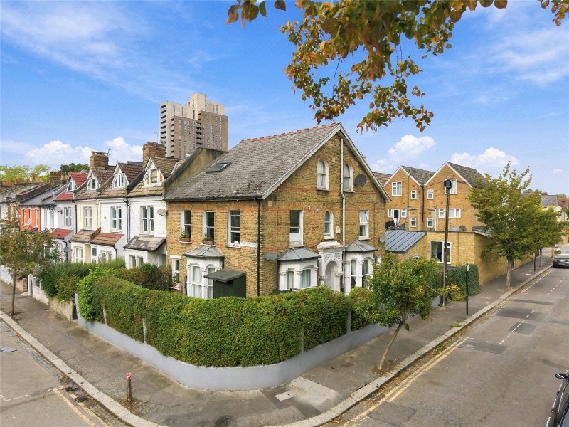 Wakefield Road, London, United Kingdom, N15