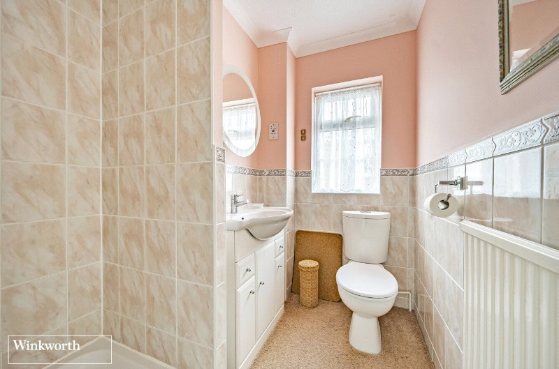 Holy Barn Close, Basingstoke, Hampshire, RG22