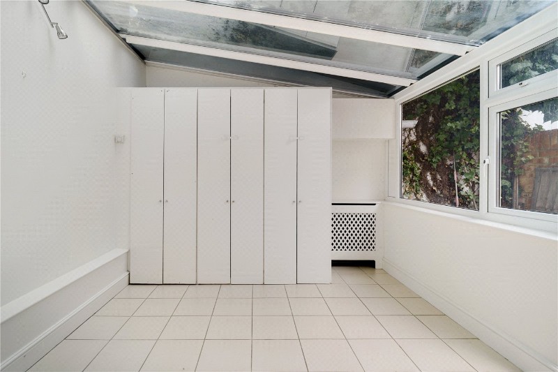 Donne Place, London, SW3