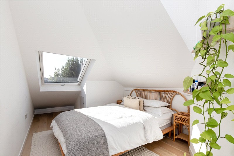 Creffield Road, London, W5