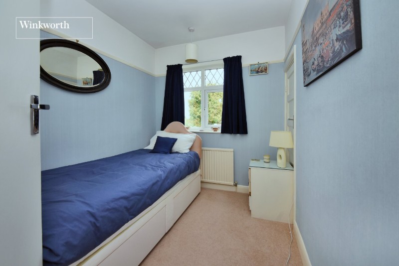Leyfield, Worcester Park, KT4