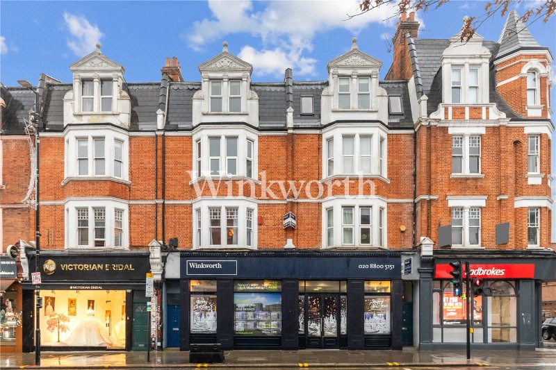 Grand Parade, London, N4