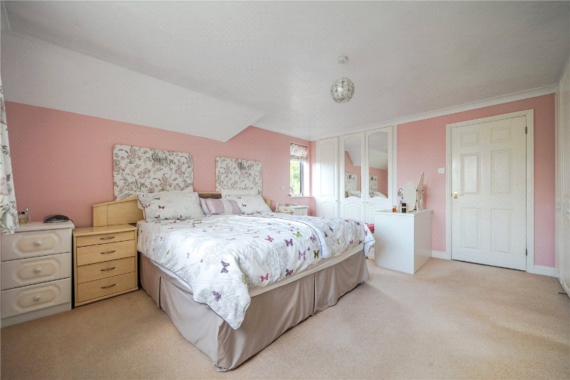 Station Road, Bentley, Farnham, Hampshire, GU10