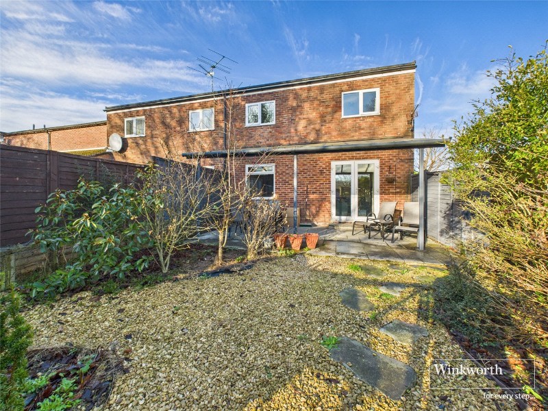 Derwent Road, Thatcham, Berkshire, RG19