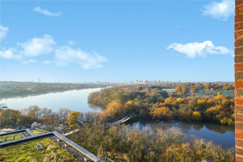 Shearwater Drive, London, NW9