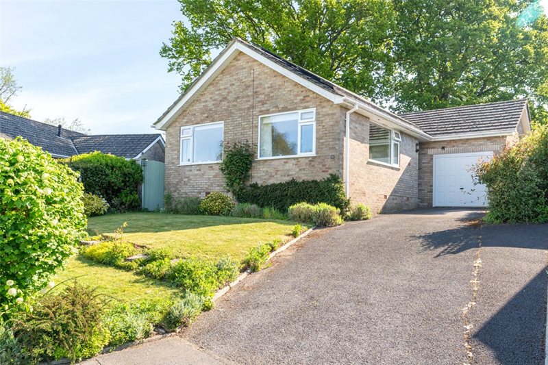 Glendale Close, Wimborne, Dorset, BH21