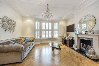 Westmoreland Road, Barnes, London, SW13
