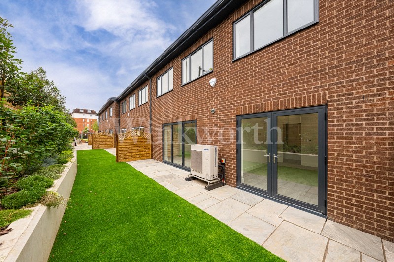 The Brookdales, London, NW11