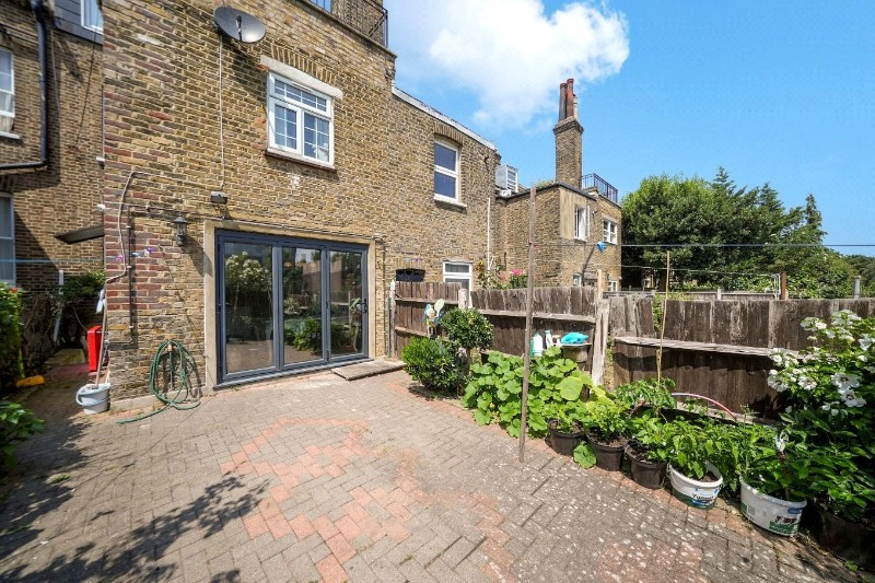 Fairbridge Road, London, N19