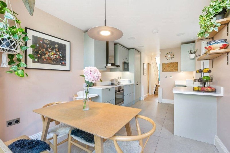 Plimsoll Road, London, N4