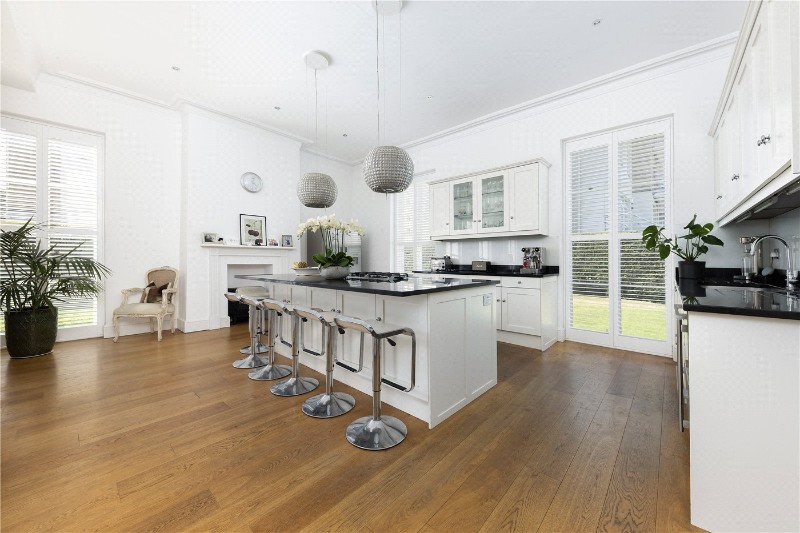 Point Pleasant, London, SW18