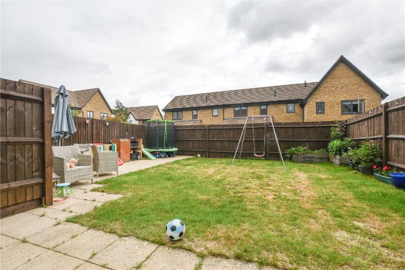 Mandarin Grove, Arborfield Green, Reading, Berkshire, RG2