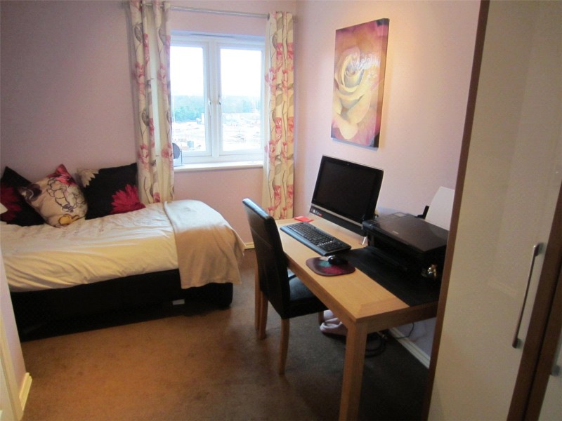 Neals Crescent, Grantham, Lincolnshire, NG31