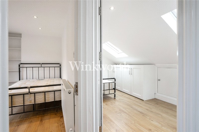 St Albans Crescent, London, N22