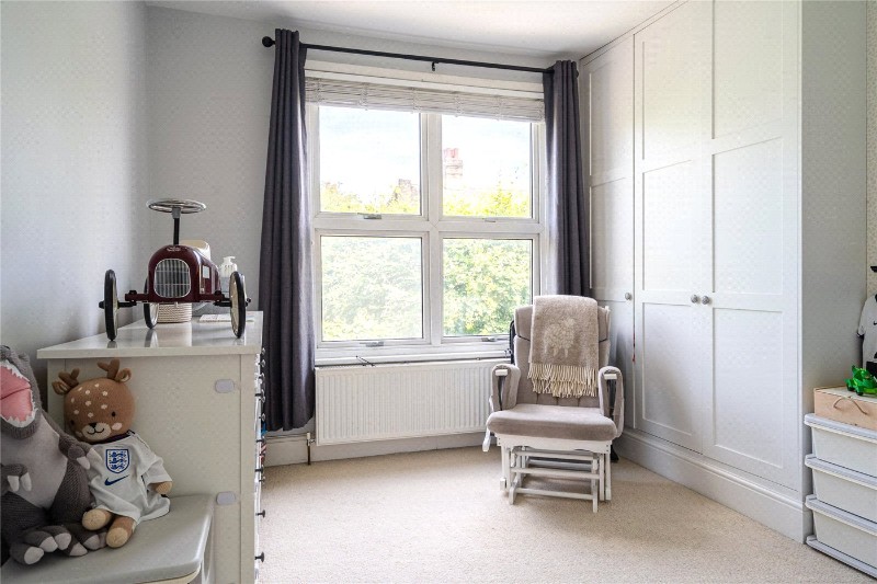 Sternhold Avenue, London, SW2