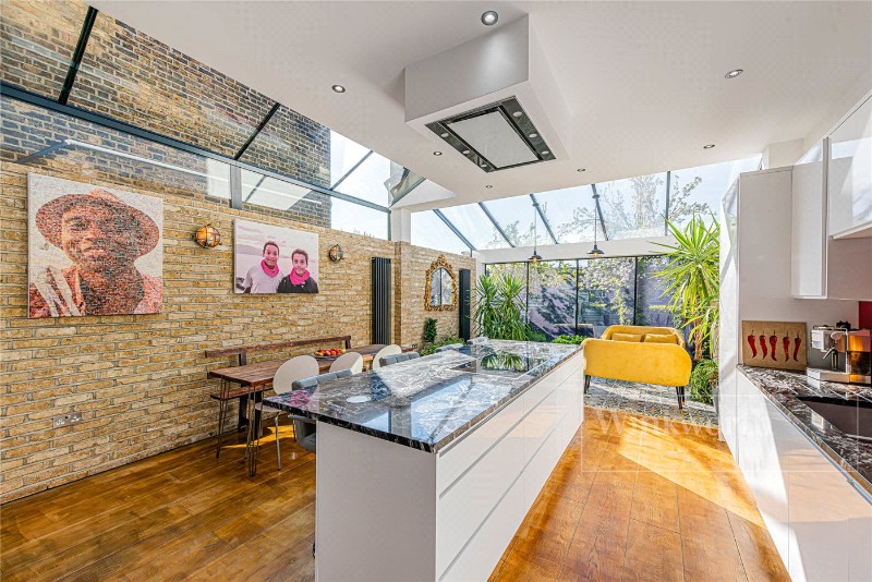 Mortimer Road, London, NW10
