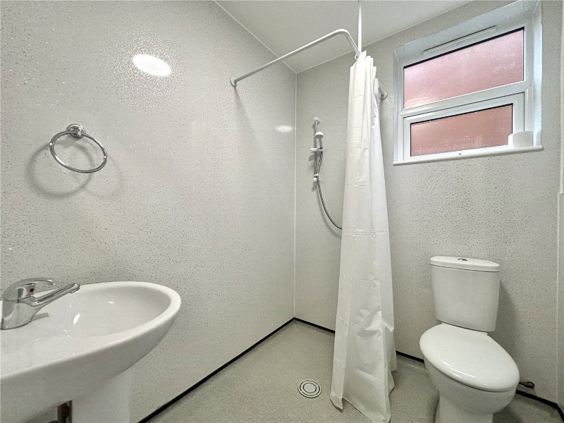 Cedar Road, Northampton, Northamptonshire, NN1