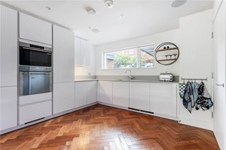 Pakefield Mews, London, SW2