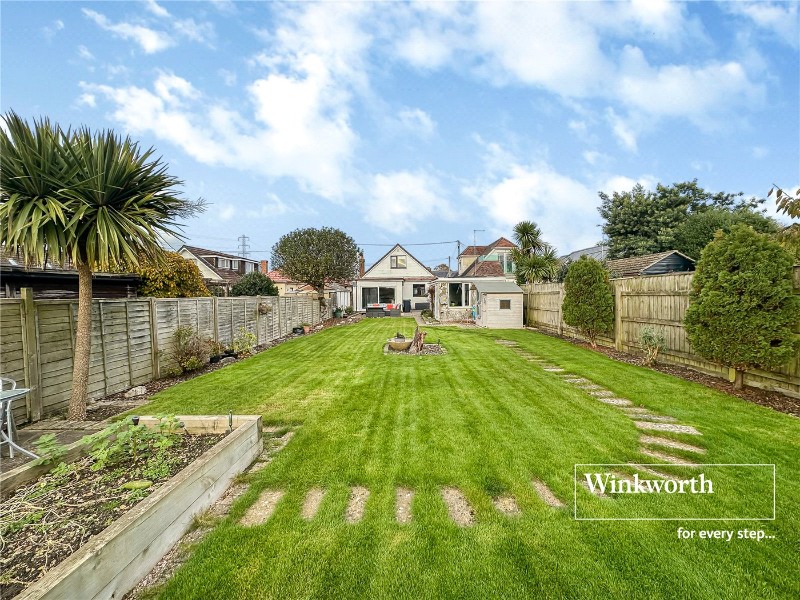 High Mead, Longham, Ferndown, Dorset, BH22