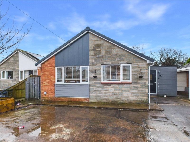 Pinnex Moor Road, Tiverton, Devon, EX16