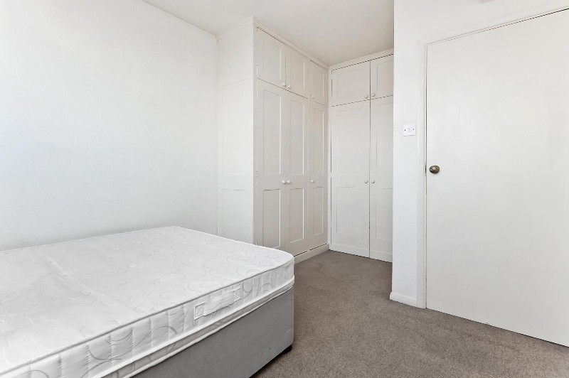 Semley Place, London, SW1W