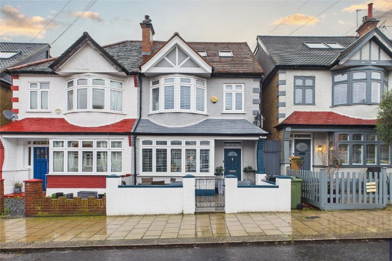 Kirkstall Gardens, London, SW2