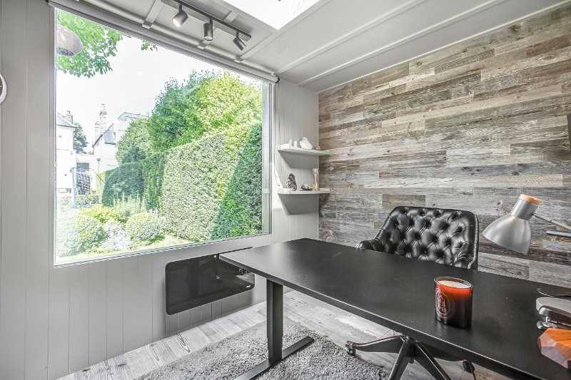 Castelnau, Barnes, London, SW13