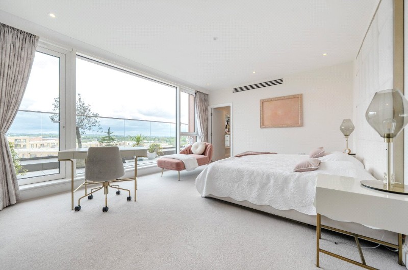 Inglis Way, Mill Hill East, London, NW7