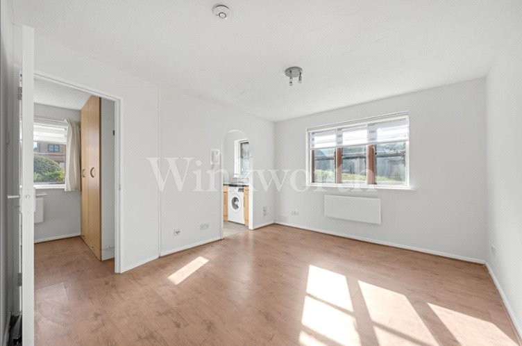 Woodvale Way, London, NW11