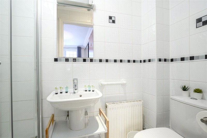 Park Rise, Leatherhead, Surrey, KT22