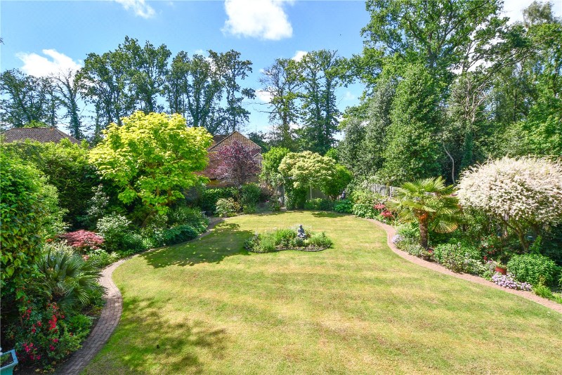 Gilbert Way, Finchampstead, Wokingham, Berkshire, RG40