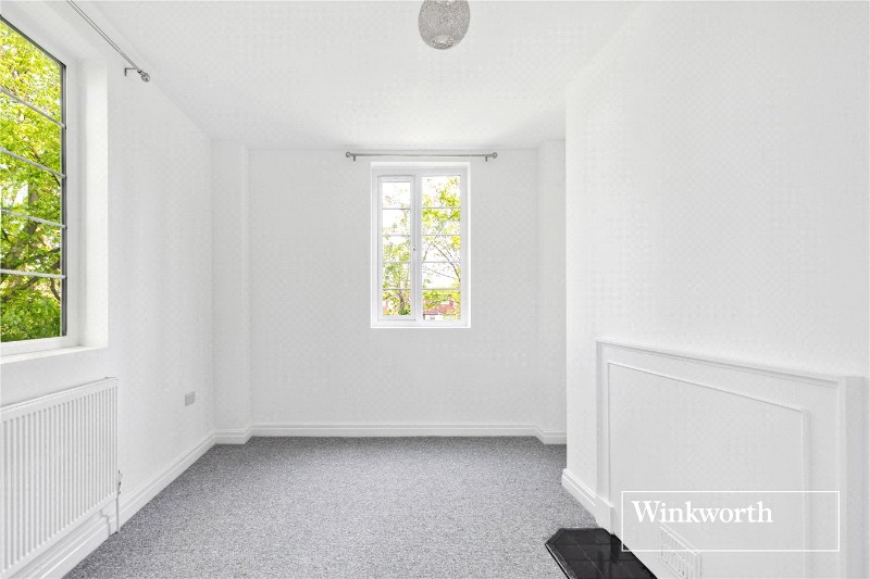Waverley Grove, Finchley, London, N3